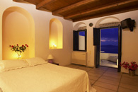 Santorini Reflections Hotel Santorini Caldera SRV2.jpg